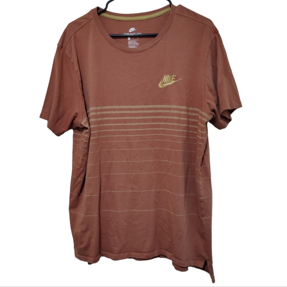 Nike Sportswear T - L